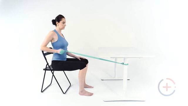 Упражнение на ретракцию и протракцию лопаток с резинкой в положении сидя. смотреть онлайн
