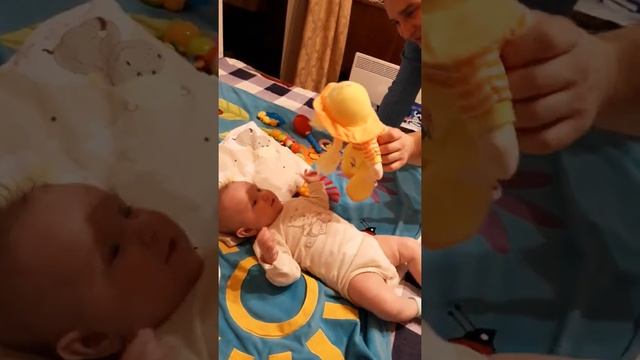 РЕАКЦИЯ РЕБЕНКА НА ПОДАРОК!!! СЕМЕЙНЫЙ АРХИВ!!!