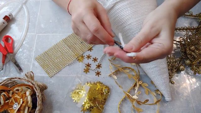 Футляр для новогодней бутылки + елочка. DIY/рукоделие #новогодниеукрашения