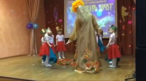 "Хоровод рябинушек"