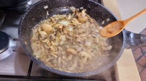 Равиоли Италия!В грибном сливочном соусе с Пармезаном!Ravioli In mushroom creamy sauce with Parmesa