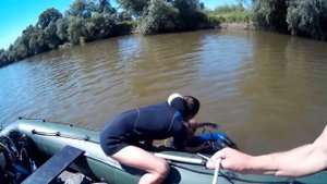 Искали лодку а нашли танк!!!
