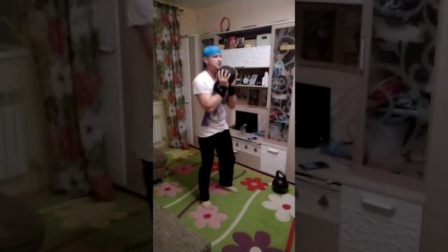 Домашняя тренировка с гирей 3