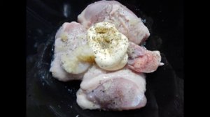 Куриные бедрышки с картофелем, запеченные в  фольге. Очень простой рецепт.