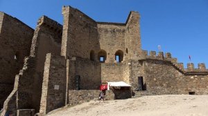 Крым. Фильм 23 Генуэзская крепость.mp4