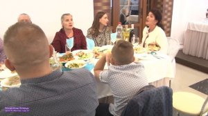 Ой чий то кінь стоїть українська застільна весільна пісня