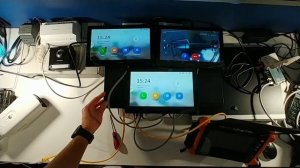 HIKVISION Stacja bramowa DS-KD8003-IME2 w systemie 2-wire oraz 3 monitory 10 calowe DS-KH8520-WTE1