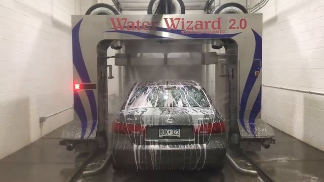 WaterWizard 2.0 Touchless Automatic Car Wash смотреть онлайн
