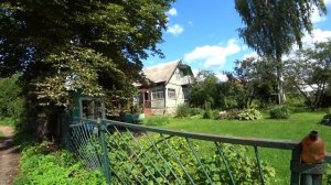 Walk around old Russian dacha community. What houses Russians like to build? Different Russia 2019