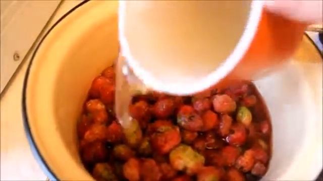Рецепт Марии Ярмеевой. Клубничное варенье на серебряной воде!
