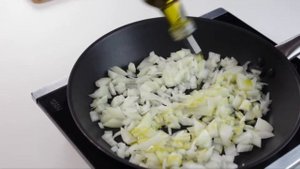 Как приготовить пасту карбонаре с беконом и грибами