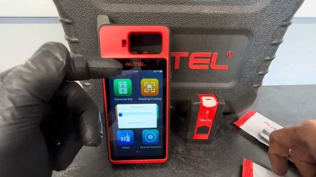Autel MaxiIM KM100 2023 Key Fob Programming Immobilizer Tool Review