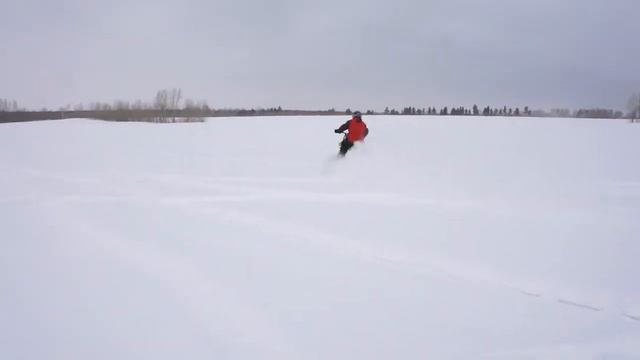 Кавасаки КХ450F на канадском комплекте гуськи зимой. смотреть онлайн