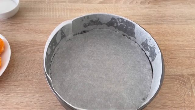 Мандариновый пирог.Самый легкий рецепт,а пирог получаеться безумно вкусный. смотреть онлайн