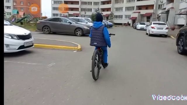 сборник частей( Мы заблудились на великах)и( мы Выбрались на великах) смотрите оригинал!!!