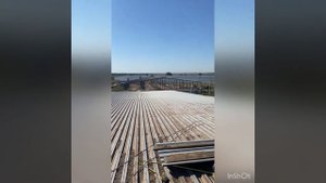Ремонт кровли склада. Замена кровли ангара. Ремонт крыши на заводе. Замена профлиста на кровле.
