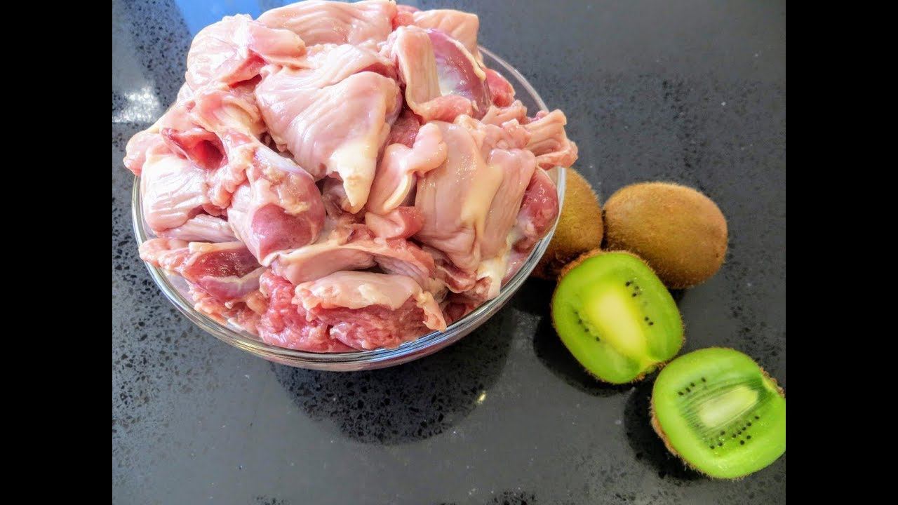 Просто замаринуйте куриные желудочки в киви / И получаем горячее блюдо для всей семьи / Другая Кухня