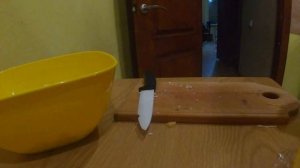 Салат из курицы и ананасов Нежность