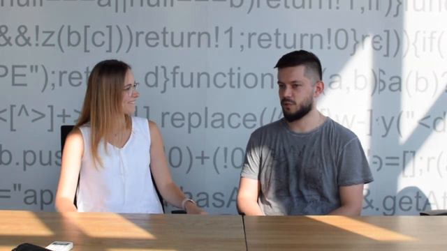 ДИЗАЙНЕР НА ФРИЛАНСЕ КОММЕНТИРУЕТ СВОЙ УРОВЕНЬ АНГЛИЙСКОГО