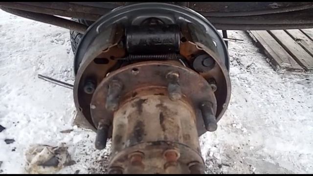 Замена опорных дисков колодок и барабанов на газеле. смотреть онлайн