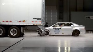 Cars vs. SemiTrailers – Trailer Underride Crash Tests Review