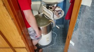 Стирка с помощью стиральной машины "Рига-17" 1983 года выпуска. Часть 2