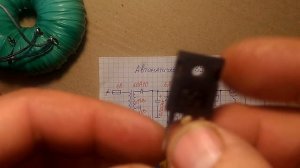 Мощное и простое зарядное- автомат  устройство с регулировкой тока и напряжения.