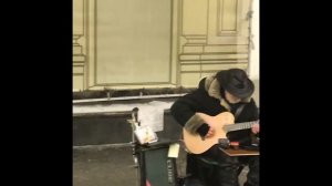 Уличный музыкант ✌️🤩