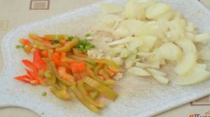 Суп из индейки с помидорами и болгарским перцем