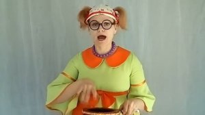Фокус Самый простой фокус с исчезновением платочков и предметов. Фокусы от клоунессы Клавы.