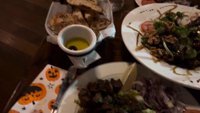 #180 ХЕЛЛОУИН В ТУРЕЦКОМ РЕСТОРАНЕ. ??❤️???? смотреть онлайн