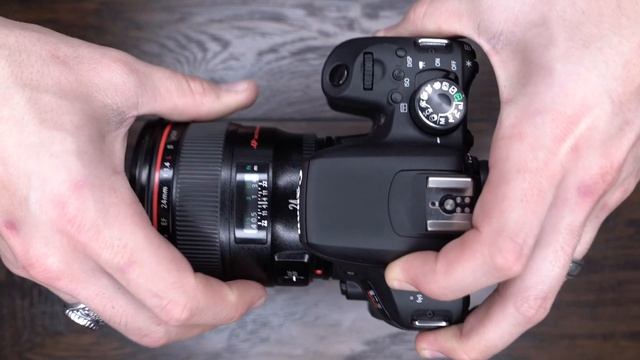 How to Attach and Detach a Lens (Canon) смотреть онлайн