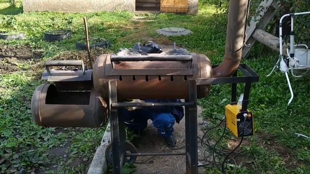 Мангал-барбекю из газовых баллонов своими руками( коптилка, мангал,барбекю, гриль ).