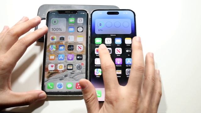 iPhone 14 Pro Max Vs iPhone XR! (Comparison) (Review) смотреть онлайн