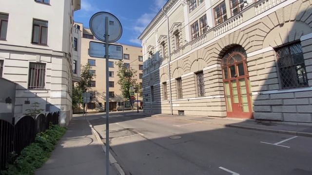 Patriarch's Ponds. Патриаршие пруды. Прогулки по Москве. Walking In Moscow