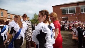 ВИТАЛИЙ ВЕРТ И АЛЬБИНА КИСС - ШКОЛЬНЫЙ ВЫПУСКНОЙ