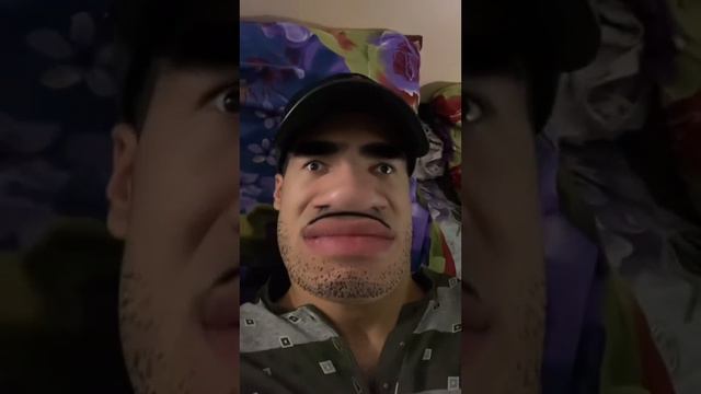 Алик и его странная семья.Пересмотрел Венома смотреть онлайн