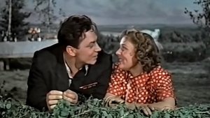 НА КРЫЛЕЧКЕ ТВОЕМ