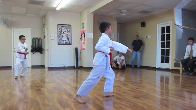 Taekwondo Tournament: First Place in Forms and Board Breaking смотреть онлайн