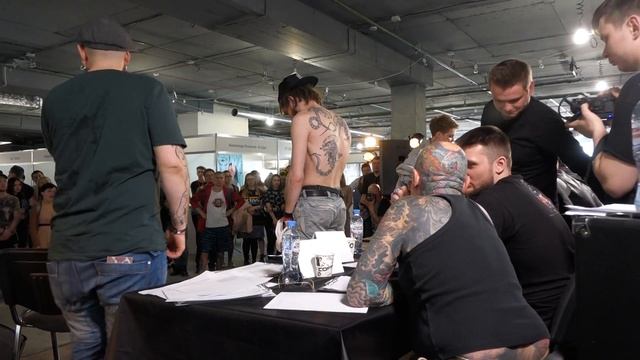 01287 ЧЕМПИОНАТ МИРА ПО ХУДОЖЕСТВЕННОЙ ТАТУИРОВКЕ НА ТЕЛЕ and The МИККИ смотреть онлайн