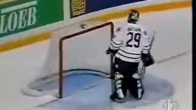 Igor Larionov scores vs Leafs in game 6 for Sharks (1994) смотреть онлайн