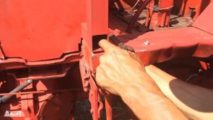 Установка самодельного каркаса кабины на Т-25