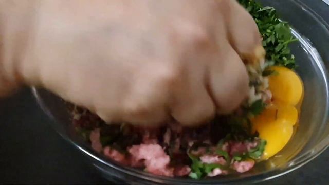 СОЧНЫЕ ЖАРЕНЫЕ КОТЛЕТЫ ПО НЕМЕЦКИ!