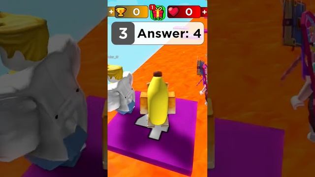 banana cat playing math race! #roblox #shorts