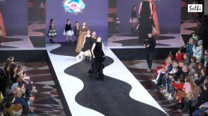 Показы мод на Kids Fashion Week в ЦДМ на Лубянке в Москве