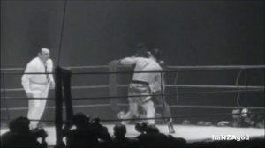 Sugar Ray Robinson - Masterful Jab
