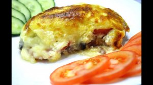 Вкусное мясо под шубой в духовке.