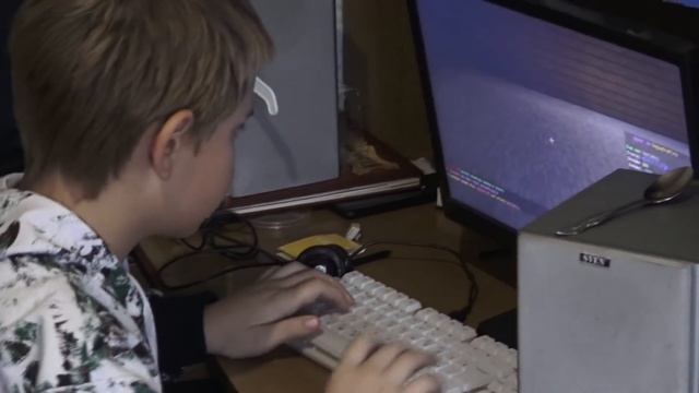 СОТРУДНИК ПОЛИЦИИ ЗАБРАЛ ГРИФЕРА В ТЮРЬМУ В РЕАЛЬНОЙ ЖИЗНИ ИЗ-ЗА МАЙНКРАФТ! смотреть онлайн