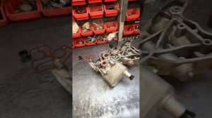 Volkswagen пассат на замену прокладок теплообменника корпуса масляного фильтра