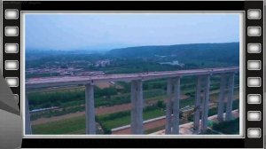 Китай. Строительство огромного моста. Потрясающее и грандиозное зрелище